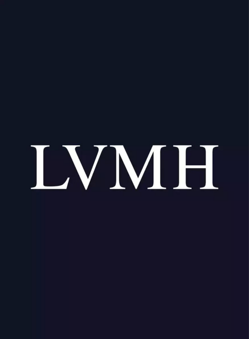 LVMH : Bernard Arnault reçoit la grand-croix de la Légion d’honneur.