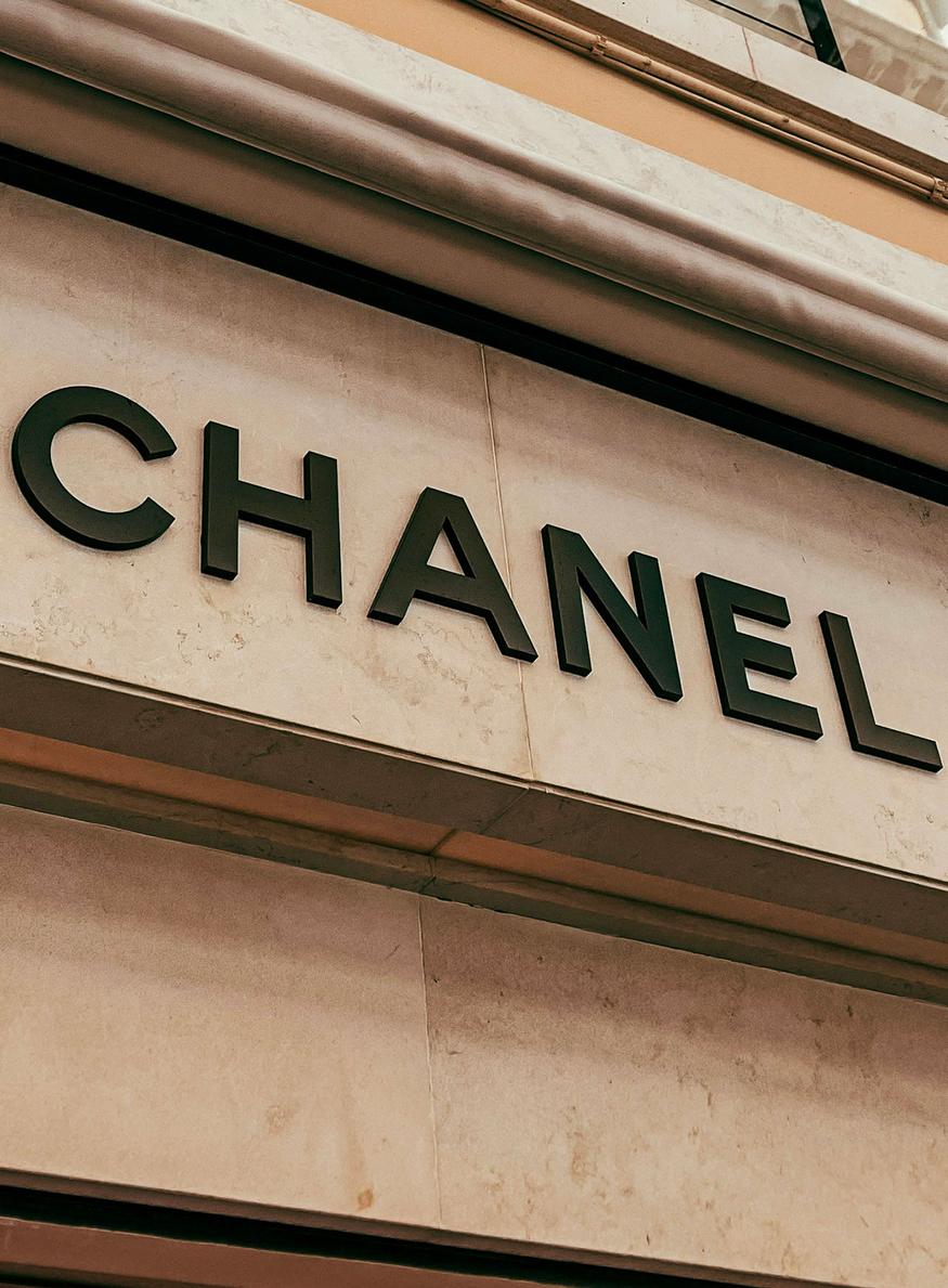 Chanel achat immeuble avenue montaigne paris